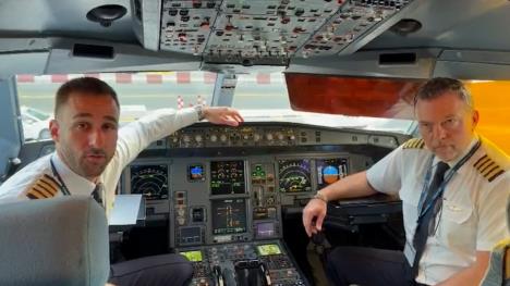 Avion Er Srbije iz Dubaija vraća 262 putnika i 14 beb (1).jpg