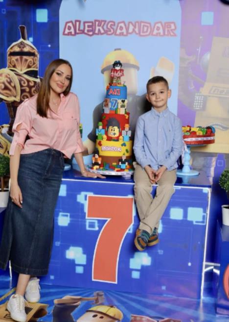 Aleksandra Prijović slavi sinu rođendan