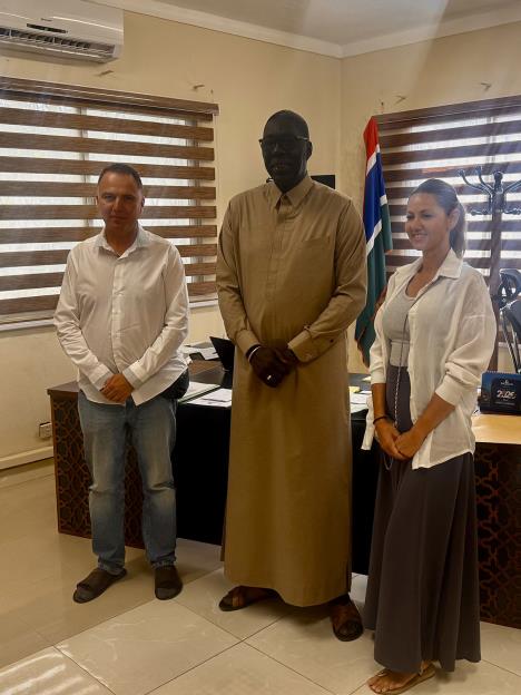 Gambija Viktor Lazić