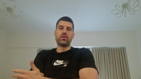 Sequence 01.00_50_13_10.Still006.jpg