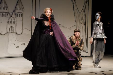 Opera Snežana i sedam patuljaka