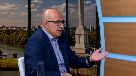 Sequence 01.01_49_21_00.Still011.jpg