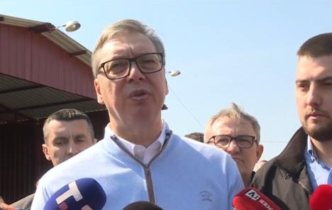 Aleksandar Vučić (5).png