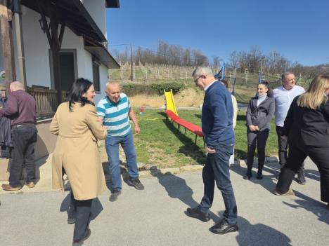 Ministar Glamočić posetio Sevojno.jpg