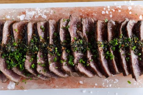 Argentinski odresci preliveni čimičuri sosom