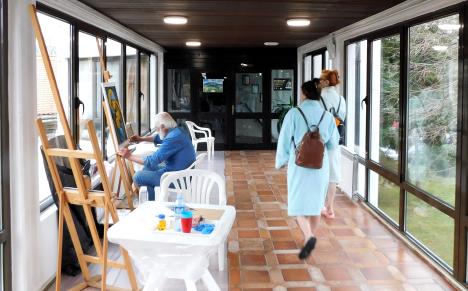 BANJA KOVILJAČA - Atelje u bolničkom hodniku.JPG