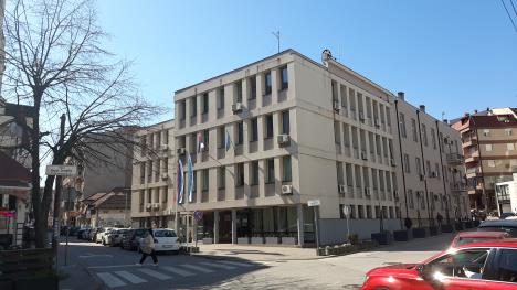 LOZNICA - Gradska uprava Loznice.jpg