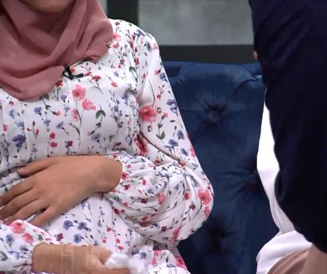 Zahra iZejna na televiziji „LBC Europe“ govoreo ugovorenim brakovima (3).PNG