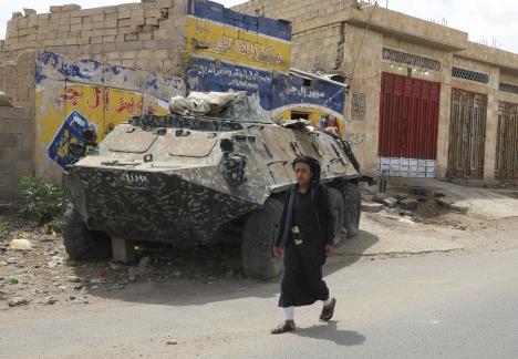 jk03 EPA Yahya Arhab.jpg