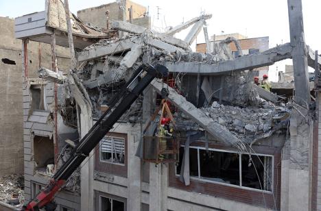 Iran03 EPA Abedin Taherkenareh.jpg