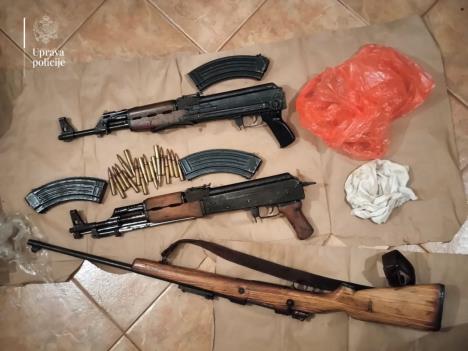 oružje eksplozivne materije