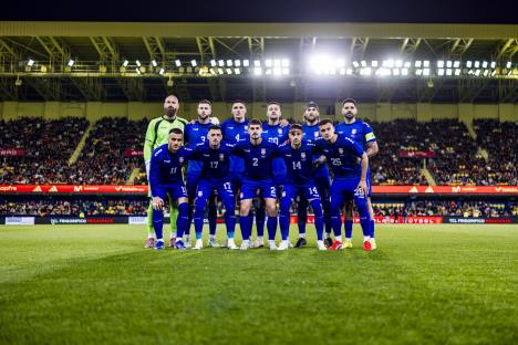 Težak je posao pred Veljkom Paunovićem