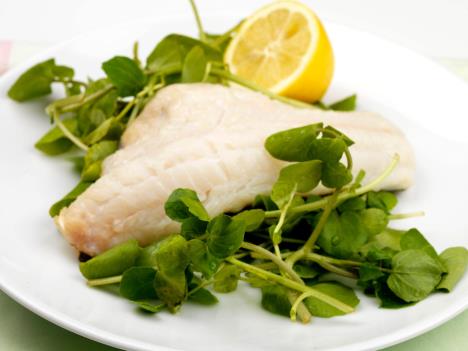 potočarka na stolu kao prilog mesu