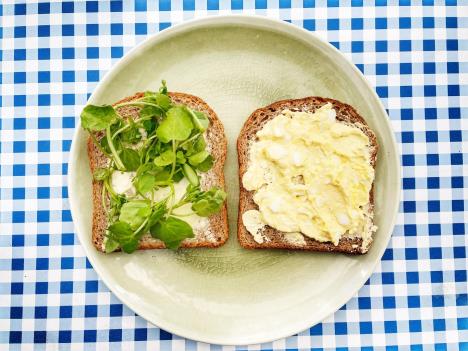 potočarka u tostu sa jajima