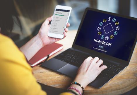 vestacka inteligencija chatgpt astrologija shutterstock_400853395.jpg