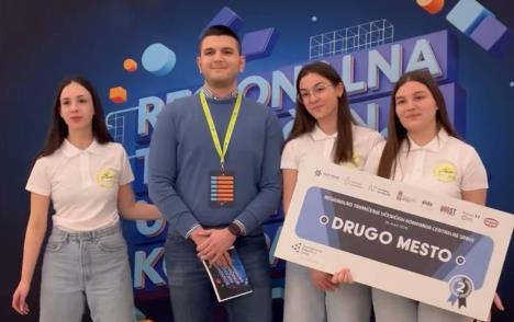 Srednja škola Varvarin 2.jpg