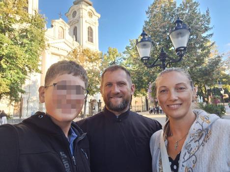 0611Svestenik Darko Peric (1).jpg