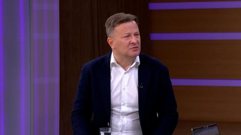 Sequence 01.00_07_11_10.Still001.jpg