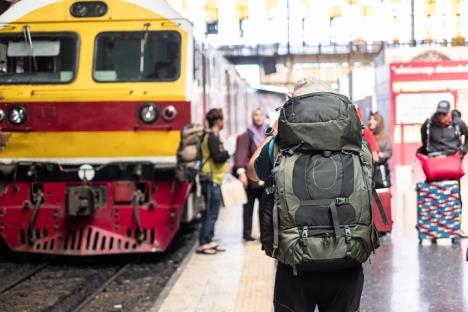 putovanje ranac studenti voz