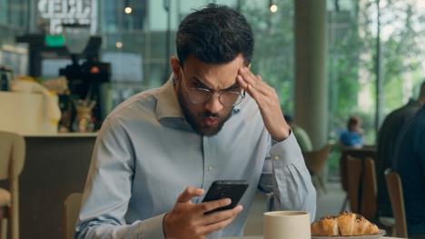 mobilni telefon (1).jpg