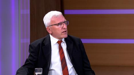 Sequence 01.00_15_42_18.Still004.jpg