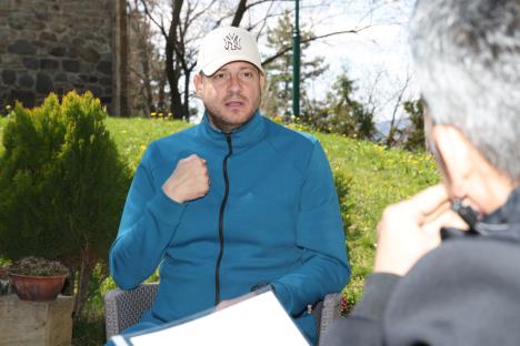 Nenad Lalatović govori za Kurir u manastiru Đurđevi Stupovi