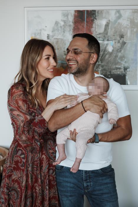 Dubravka Đedović Handanović, Damir Handanović, ćerka (3).JPG