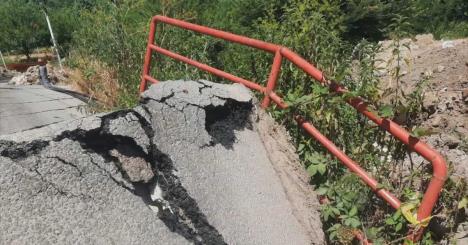 Most oštećen usled klizišta