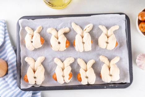 Uskršnje zeke od testa sa viršlama