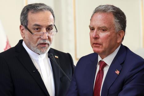 Abas Aragči i Stiv Vitkof.jpg