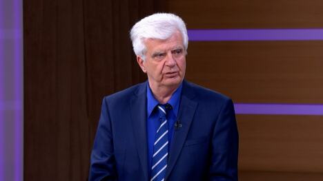 Sequence 01.00_05_32_20.Still001.jpg