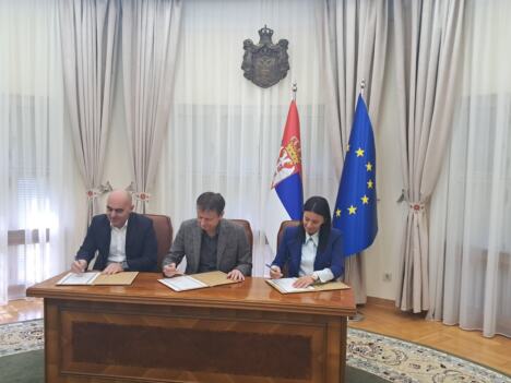 Potpisivanje ugovora