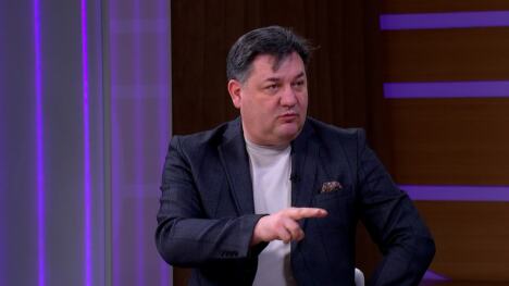 Sequence 01.00_04_13_09.Still001.jpg