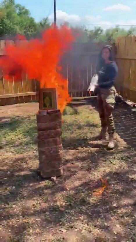 Valentina Gomez (3).jpg