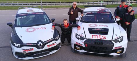 Vesnići svi 02 Foto Privatna arhiva.jpg