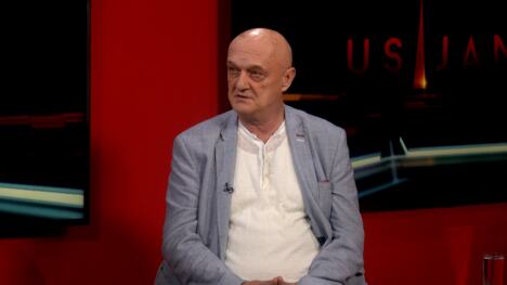 Sequence 03.00_12_44_07.Still002.jpg