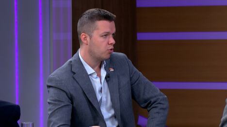 Sequence 01.00_15_12_06.Still004.jpg