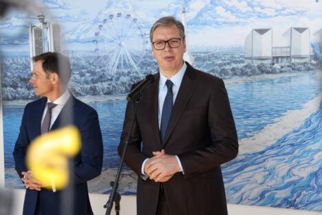 Aleksandar Vučić Kula Beograd vidikovac (7).jpeg