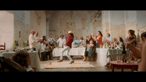 01_FARRUQUITO A FLAMENCO DYNASTY_Â©CAPA ESPANA.jpg