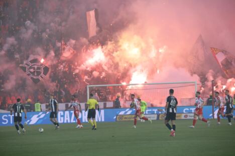 Večiti derbi Crvena zvezda Partizan.jpeg