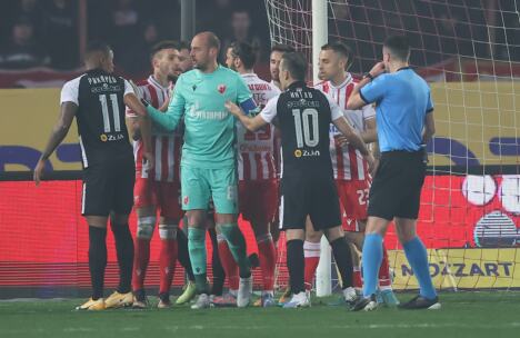 Milan Borjan i Bibras Natho