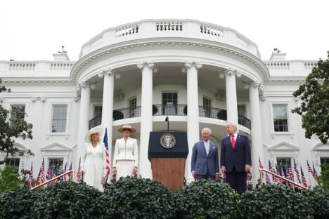 xxx01 AP Alex Brandon.jpg