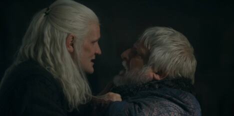 Sajmon Rasel Bil u seriji Kuća zmaja