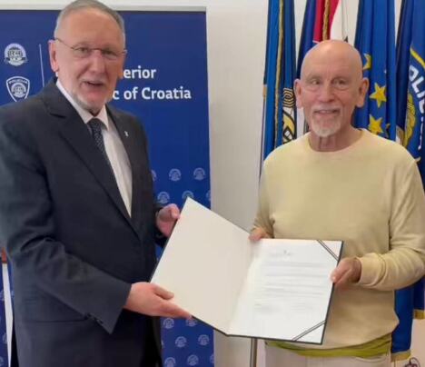 Džon Malkovič i Davor Božinović