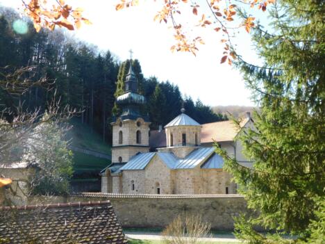 LOZNICA - Manastir Tronoša.JPG