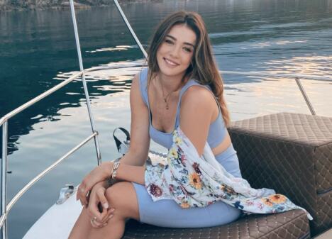 Zehra Guneš