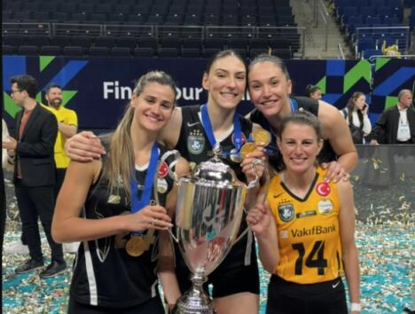 Katarina Dangubić, Tijana Bošković i Aleksandra Jegdić