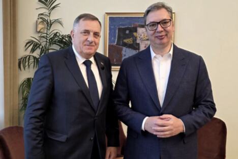 Aleksandar Vučić MIlorad Dodik.jpg