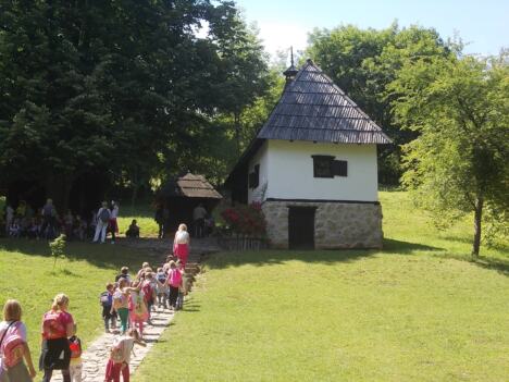 LOZNICA - Vukova kuca.JPG