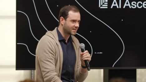 Andrej Karpati (2).jpg
